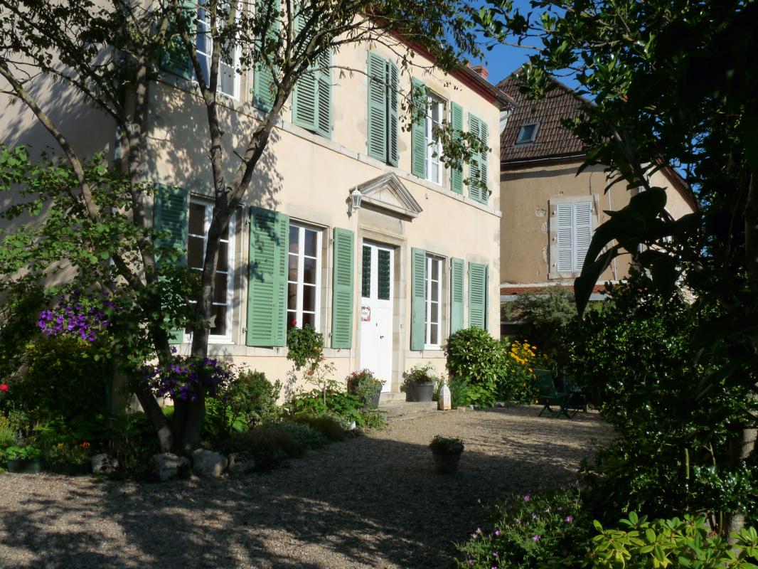 Location de vacances Chambre d'hôtes Etroussat dans