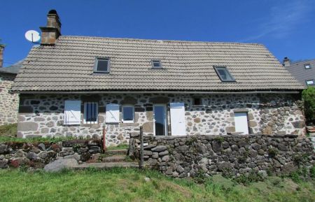 G&icirc;te n&deg;448 Le Fau - Cantal - photo