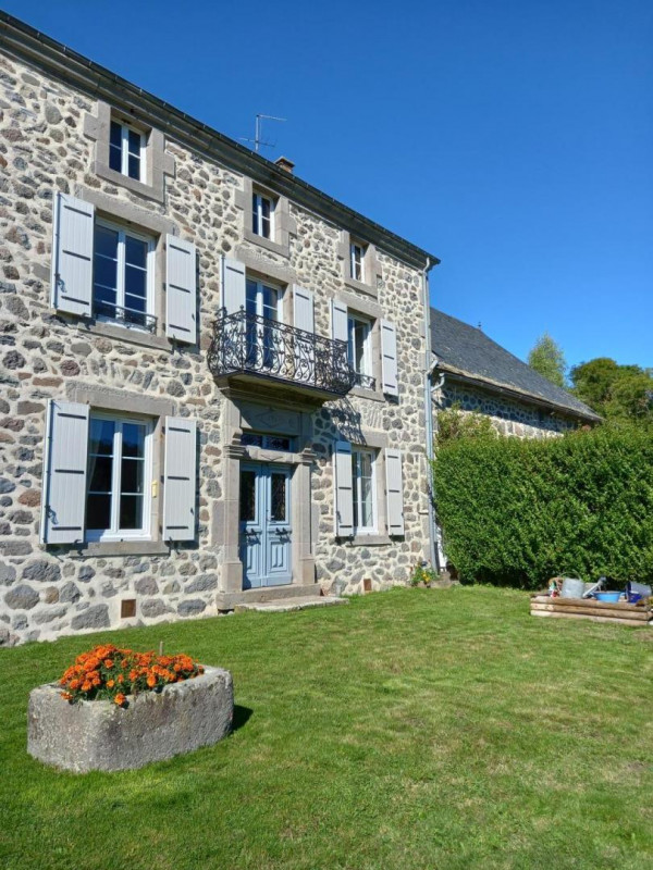 photo 0