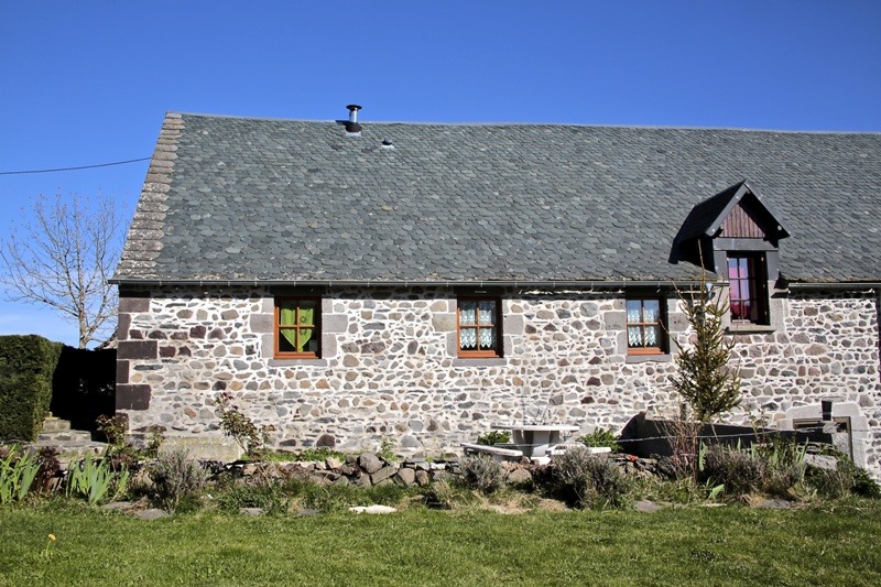Location à L'année Besse Et Saint Anastaise