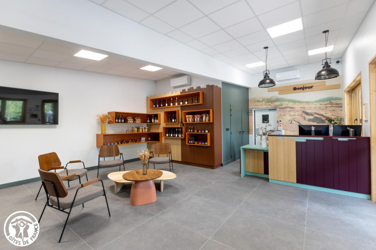 Location de vacances Cabane en bois Lodges De Lemptégy - Saint Ours dans Puy-de-Dôme en Auvergne