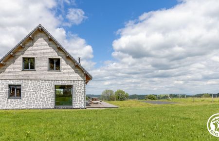 G&icirc;te n&deg;63G1665 Chambon-sur-Lac - Puy-de-D&ocirc;me - photo