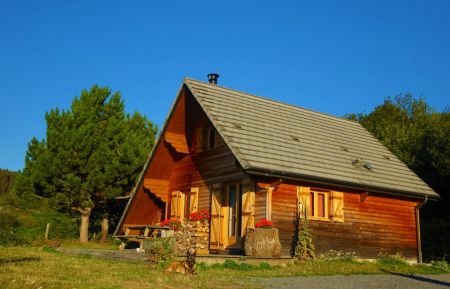 G&icirc;te n&deg;63G100336 Chambon-sur-Lac - Puy-de-D&ocirc;me - photo